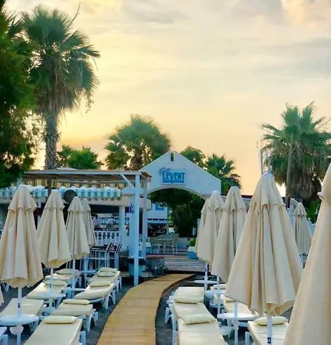 Grand Levent Ξενοδοχείο 4*