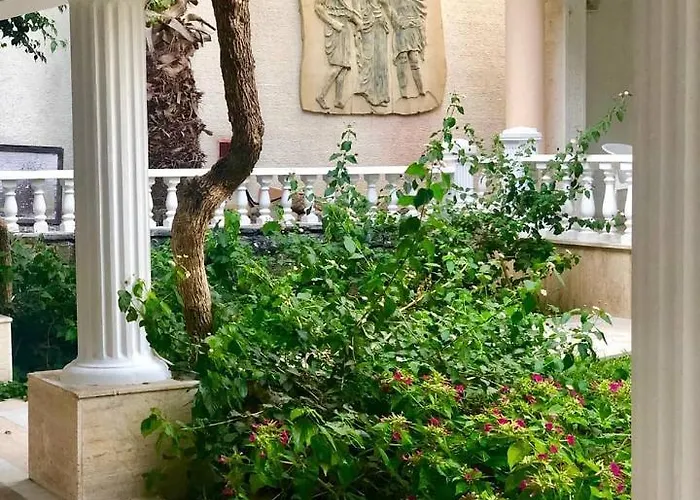 Ξενοδοχείο Grand Levent 4*