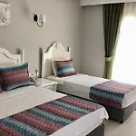 Grand Levent 4* בודרום