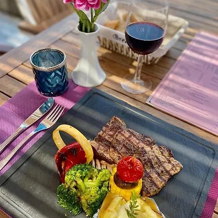 Hotel Grand Levent